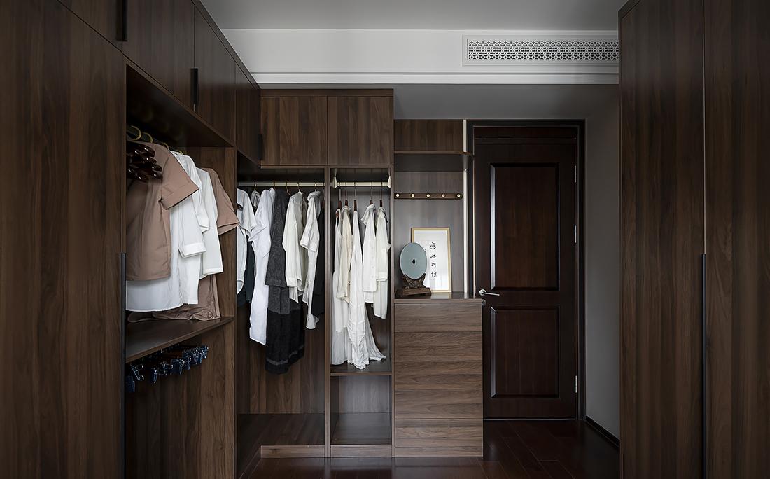 轻奢优雅的黑胡桃空间艺术-14