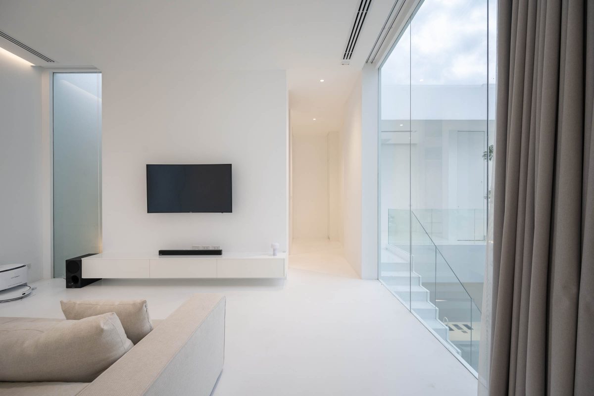 บ้านสีขาว โฮมสตูดิโอที่ผสานพื้นที่อยู่อาศัยในบ้านหลากฟังก์ชัน-17