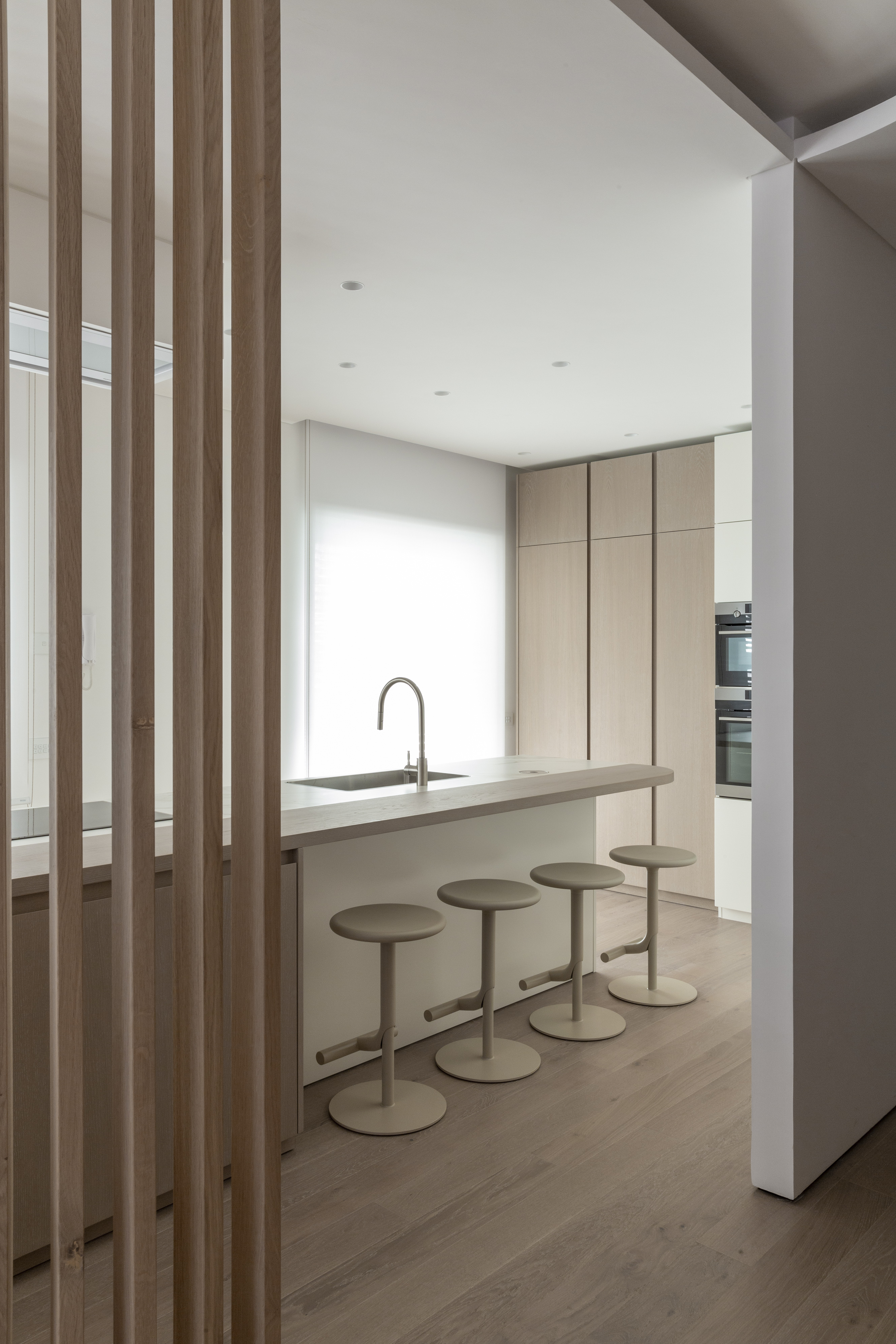 罗马 70 年代建筑的现代家居改造丨意大利罗马-14