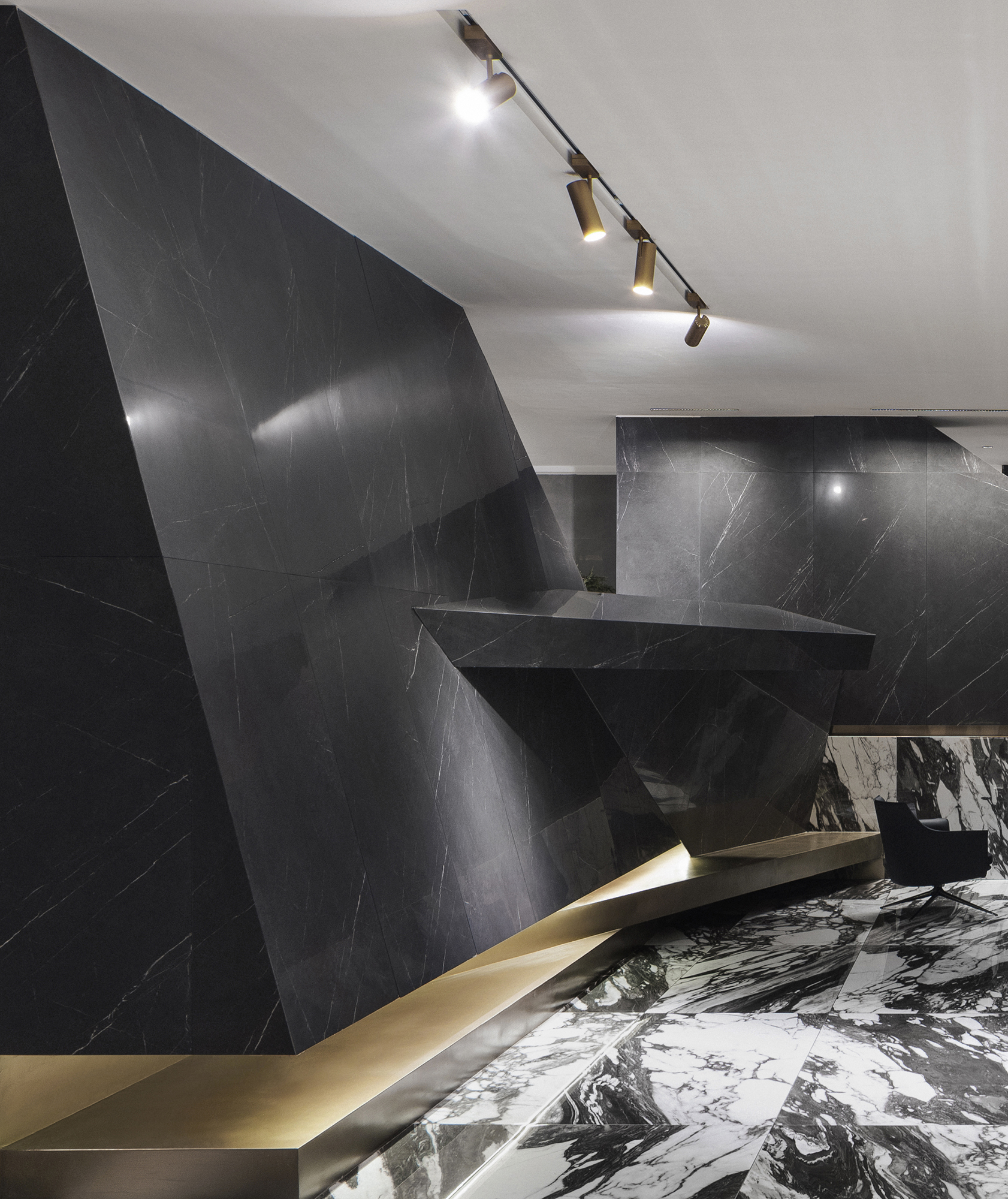 陶瓷瓷砖概念展示店的园林空间设计-29