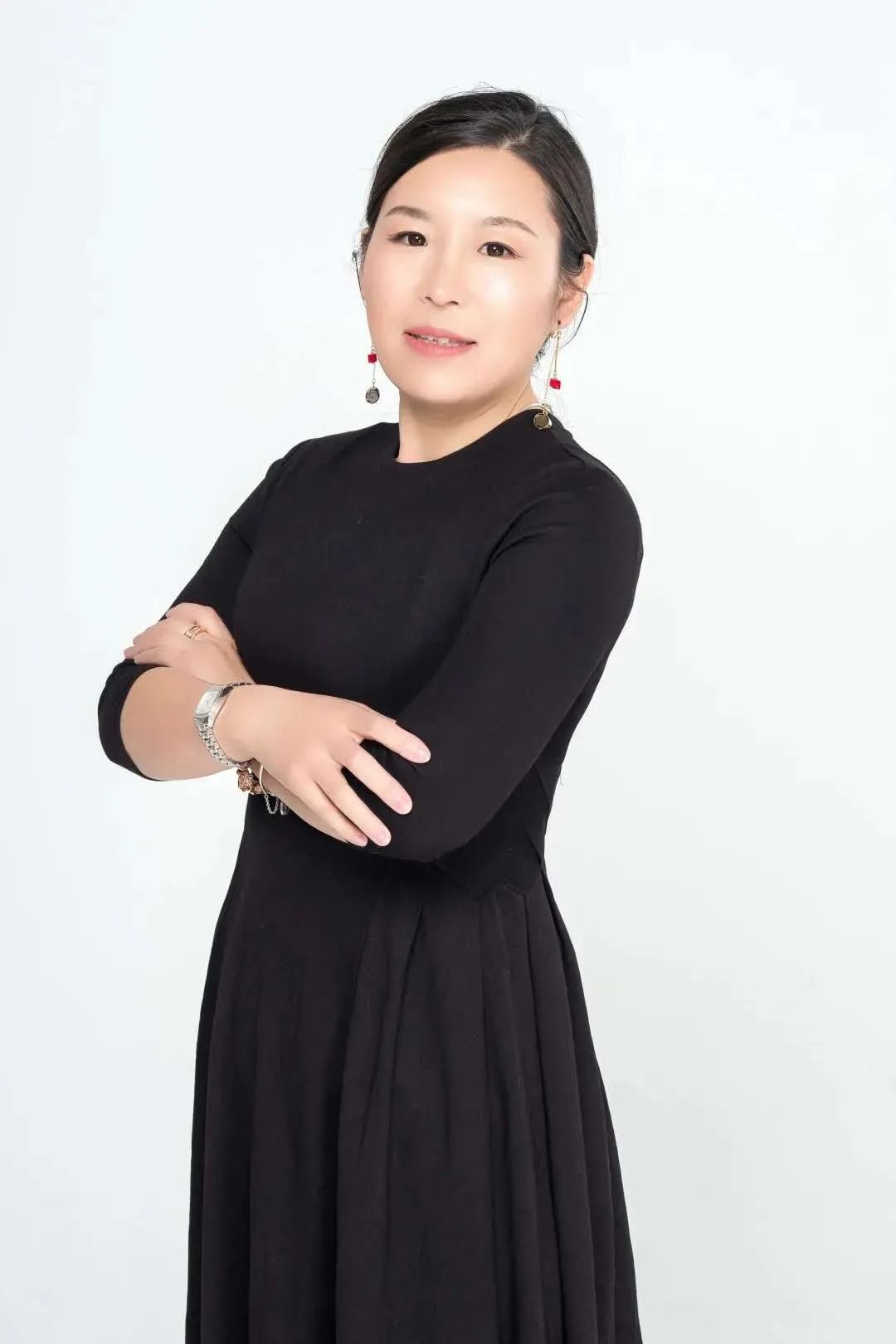 客厅不要电视，衣帽间放到地下，中式与法式混搭，我居然觉得很香...-85