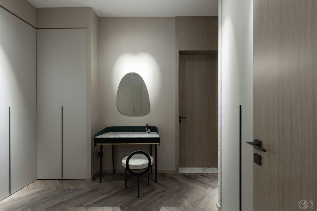 成都市复式公寓的现代简奢花园生活-129