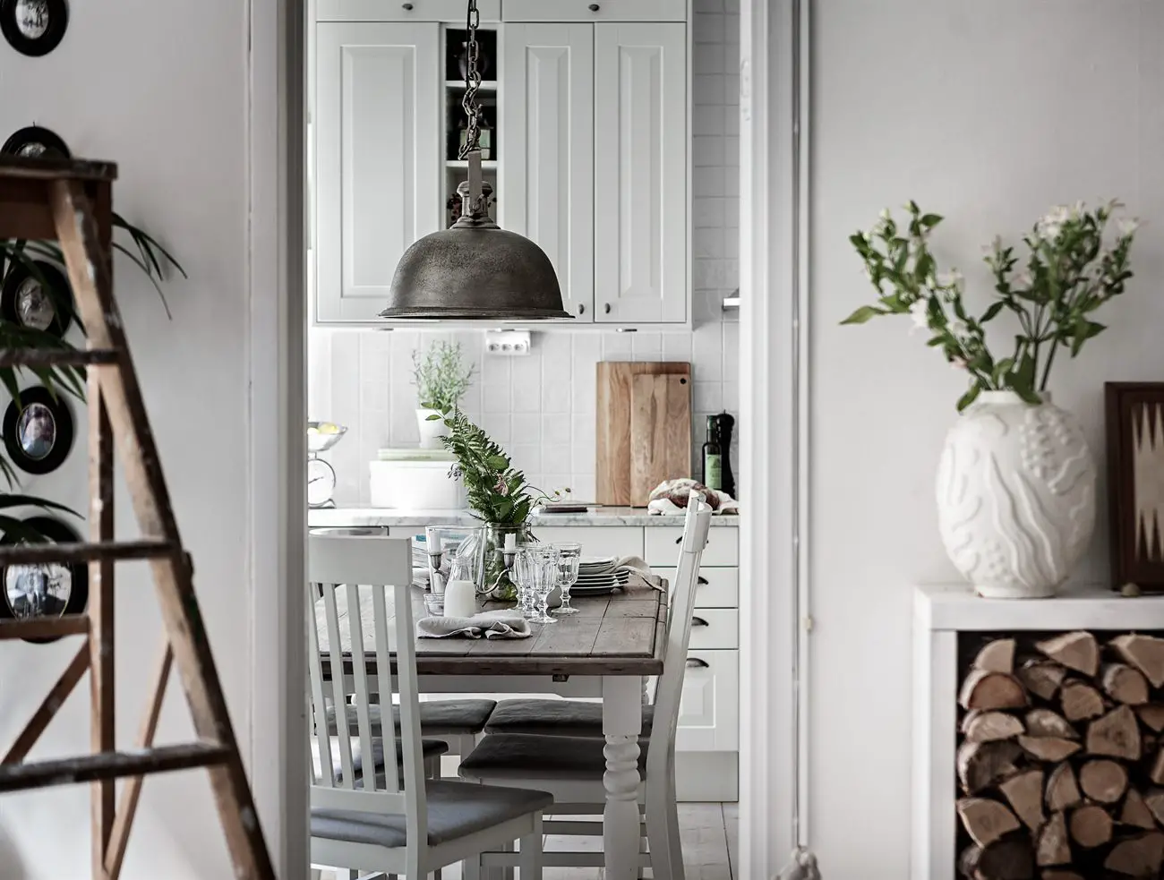 1880 年古建筑中的宁静城市公寓-2