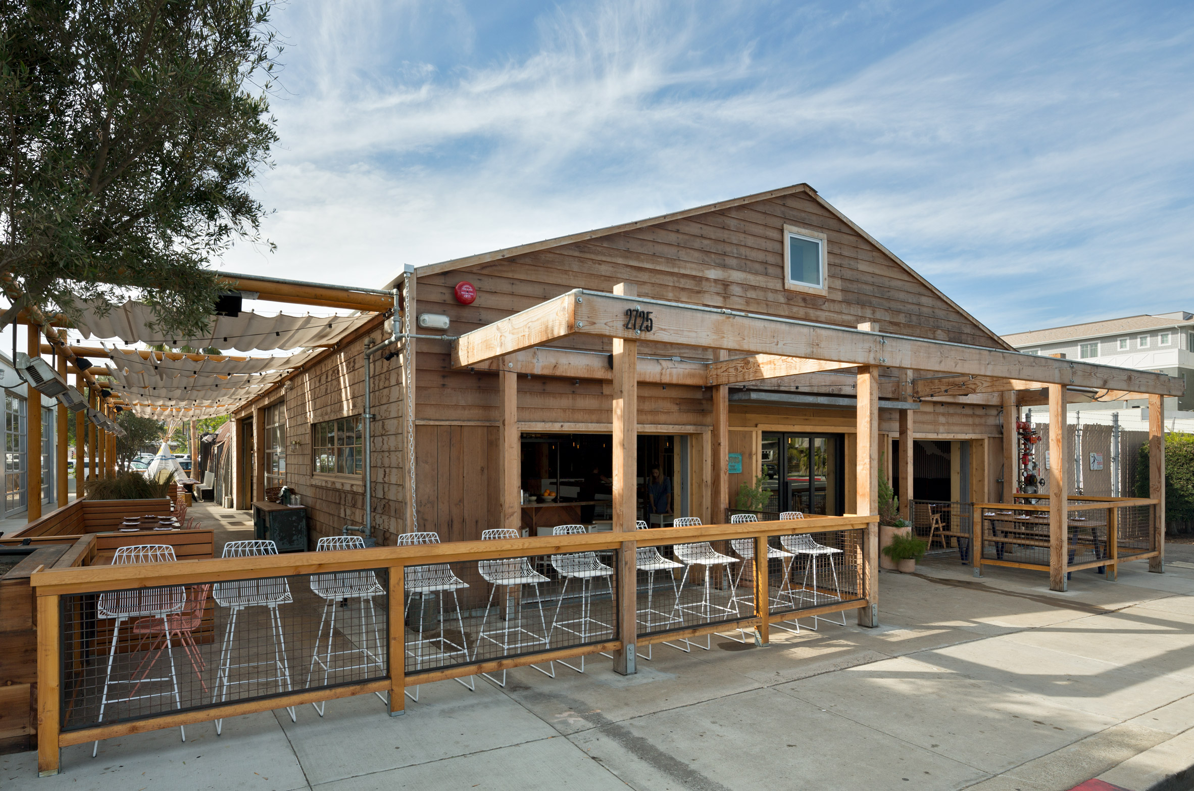 Brett Farrow converts auto body shop into restaurant complex in California-11