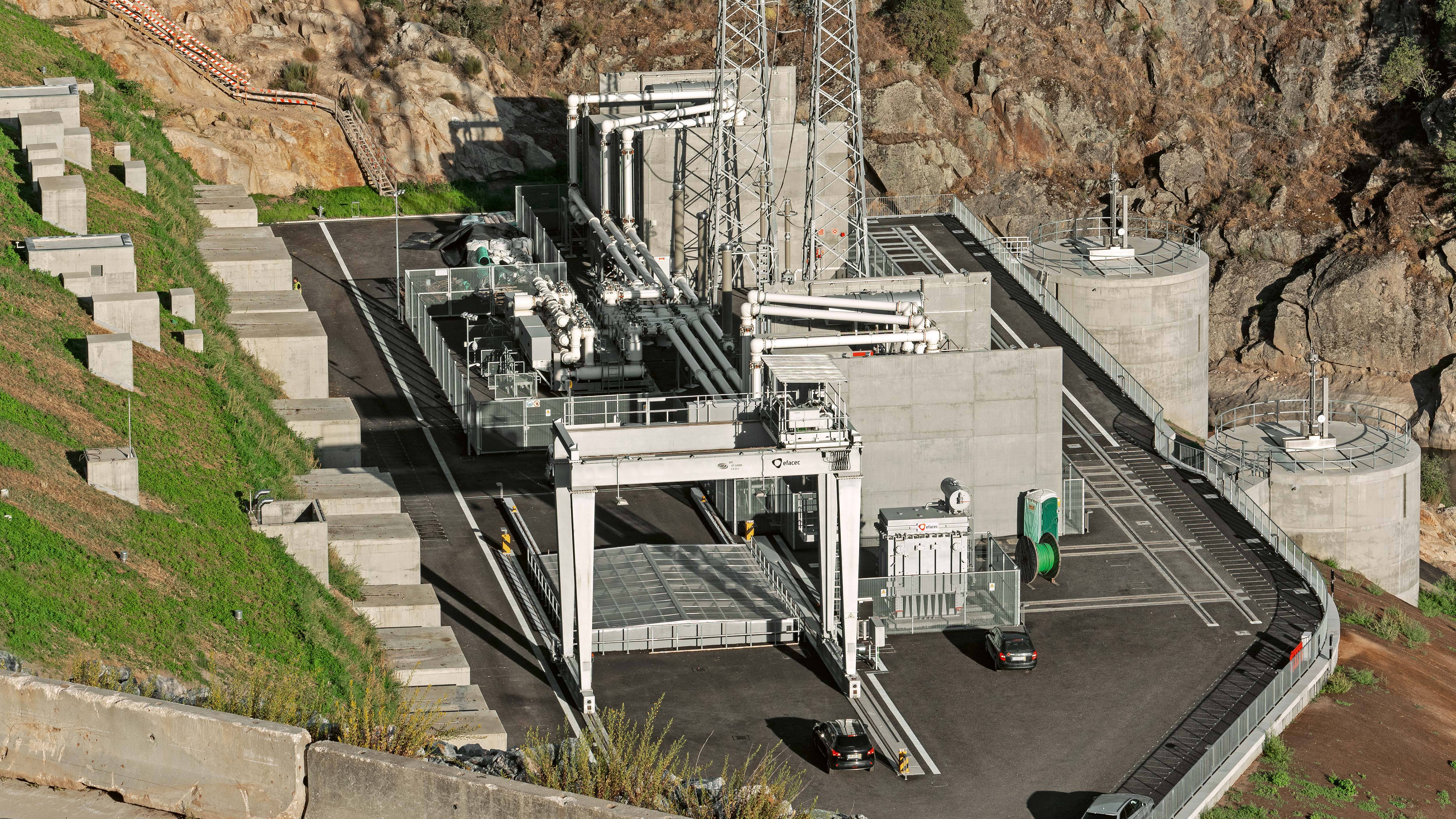 嵌入山体的生态能源站 · 葡萄牙 Foz Tua 水电站-0