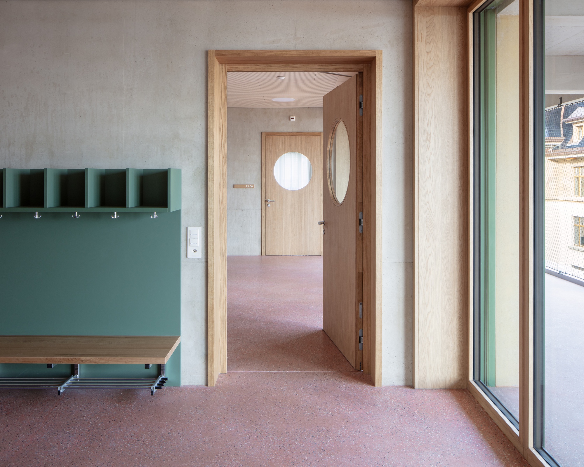 Collège des Parcs School Extension and two Sport Halls / Stoa architectes-30
