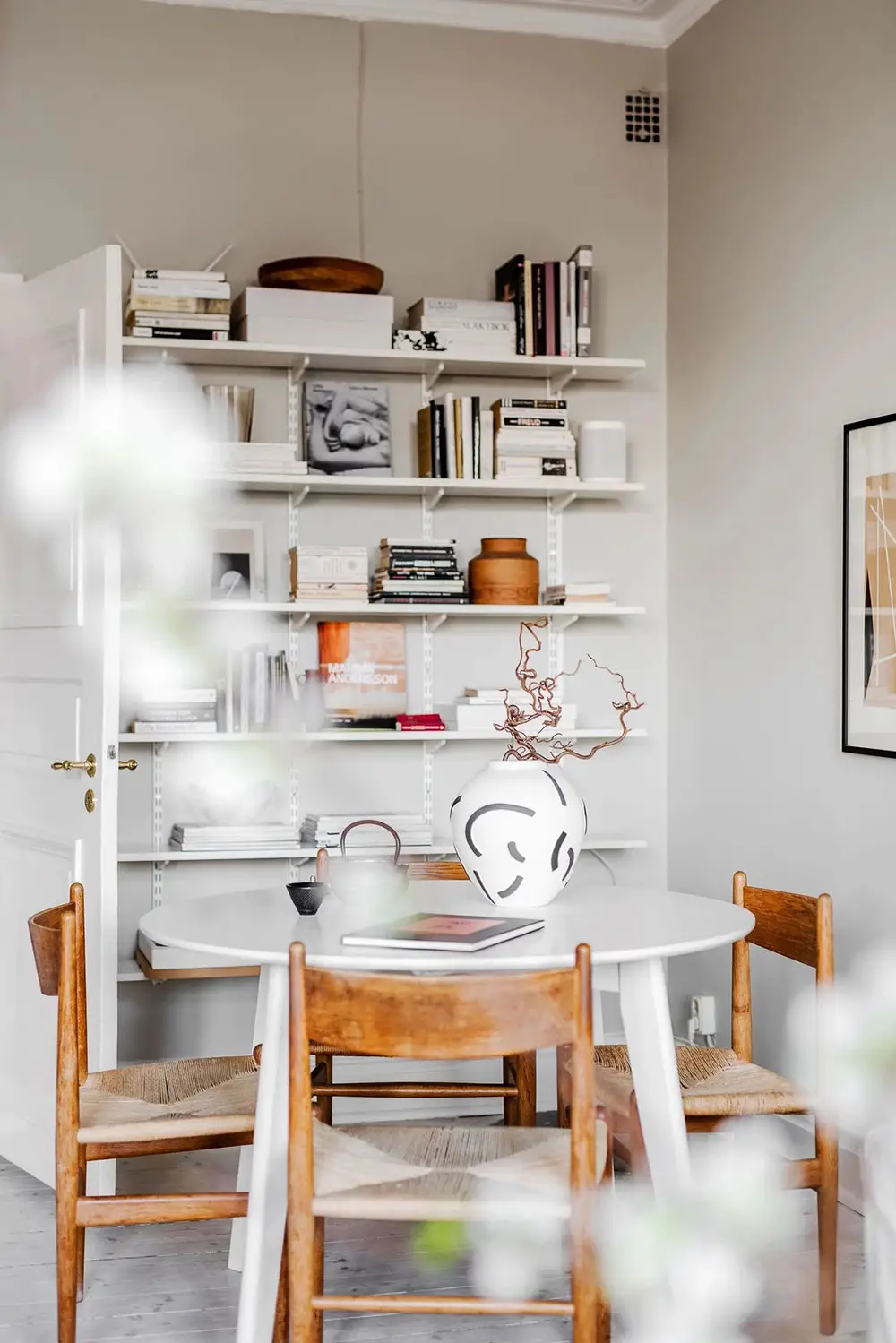 瑞典哥德堡优雅日式北欧风公寓设计-8