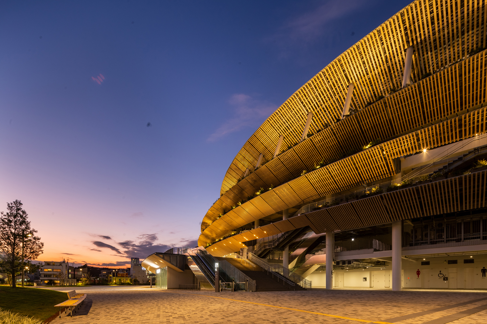日本国立竞技场丨日本东京丨梓设计,隈研吾建筑都市设计事务所,大成建设-47