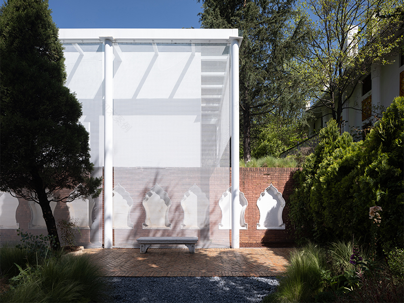 昆明郑晓莲美术馆 | 新旧交融的钢铁艺术花园-2