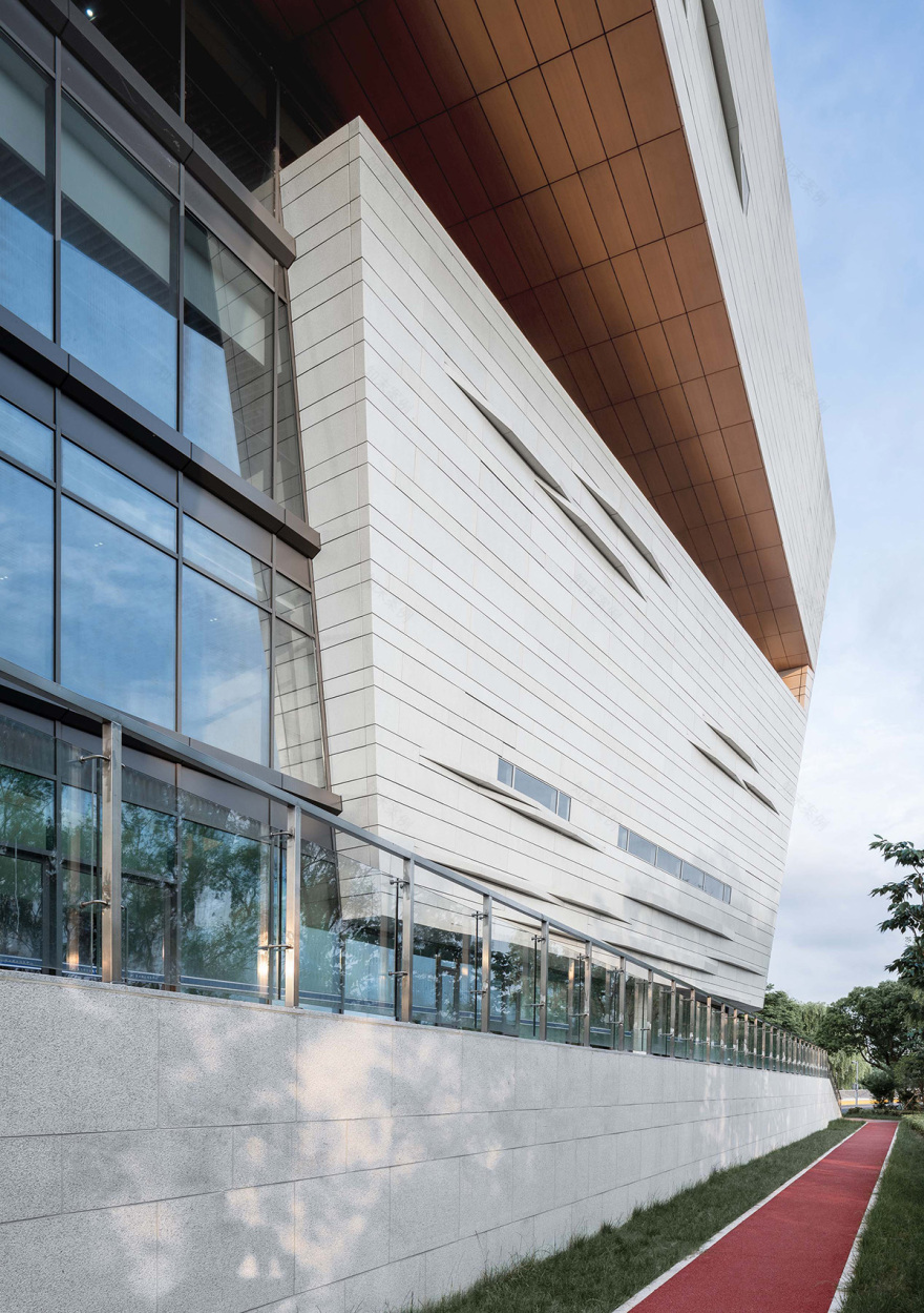 上海工程技术大学松江校区第二信息中心丨中国上海丨同济大学建筑设计研究院(集团)有限公司-42