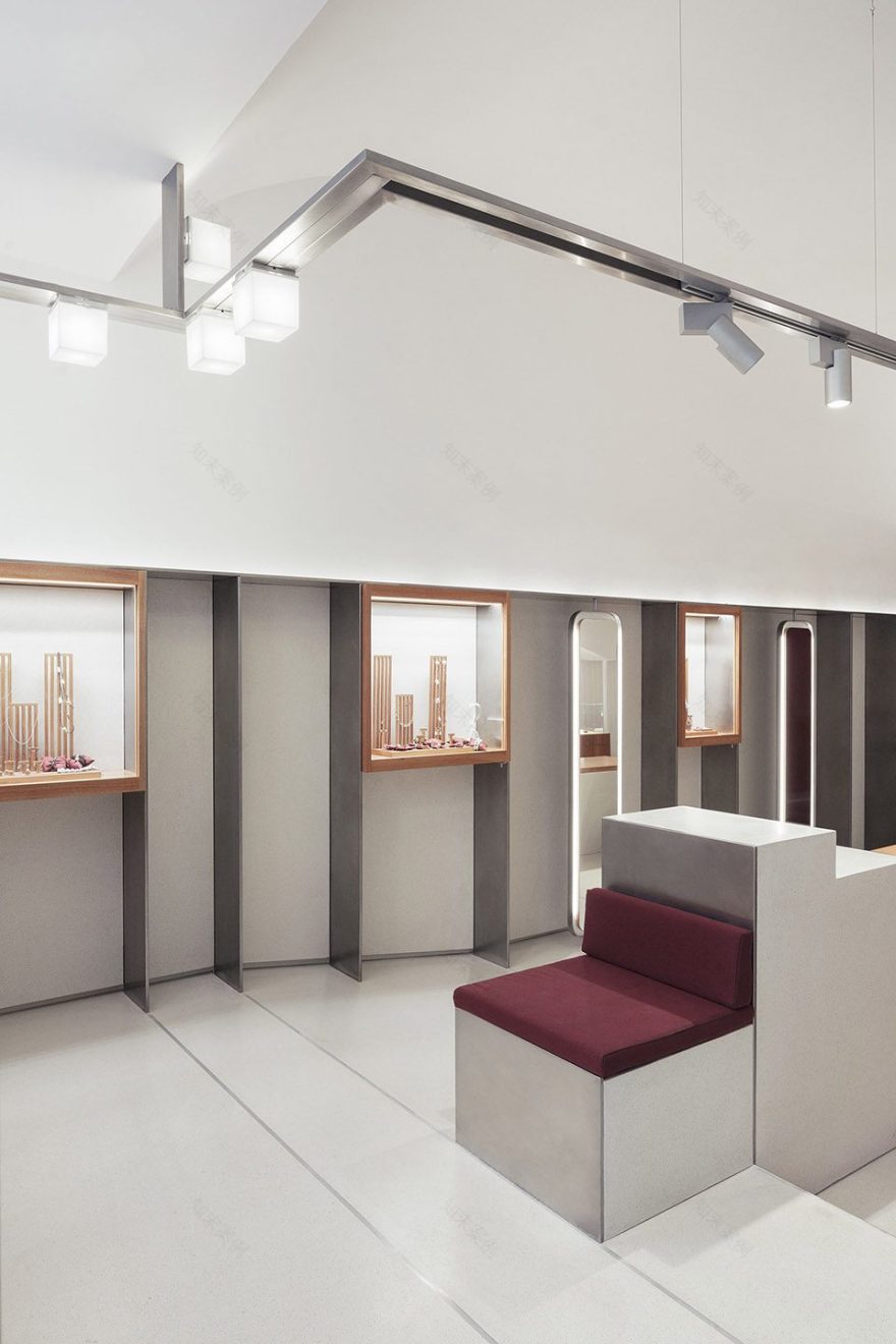 西班牙 J.Prats 珠宝店,历史传承与现代设计交融-20