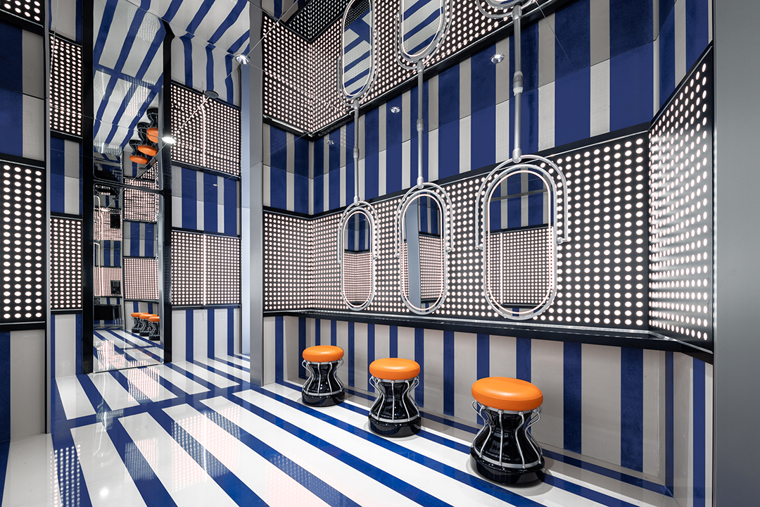 德基广场一期五层盥洗室丨中国南京丨唯想国际-51