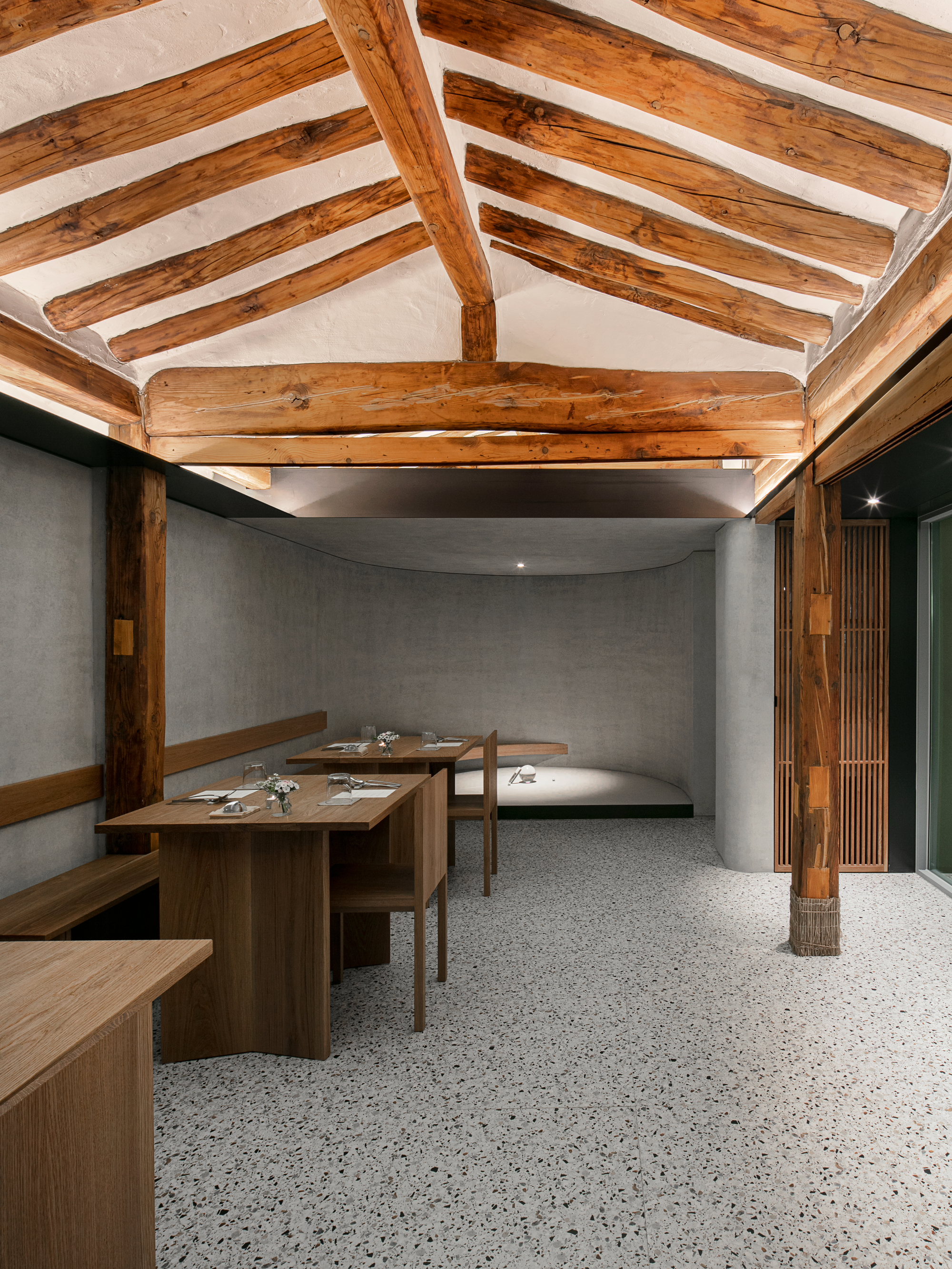 Mangata Restaurant / NOMAL-19