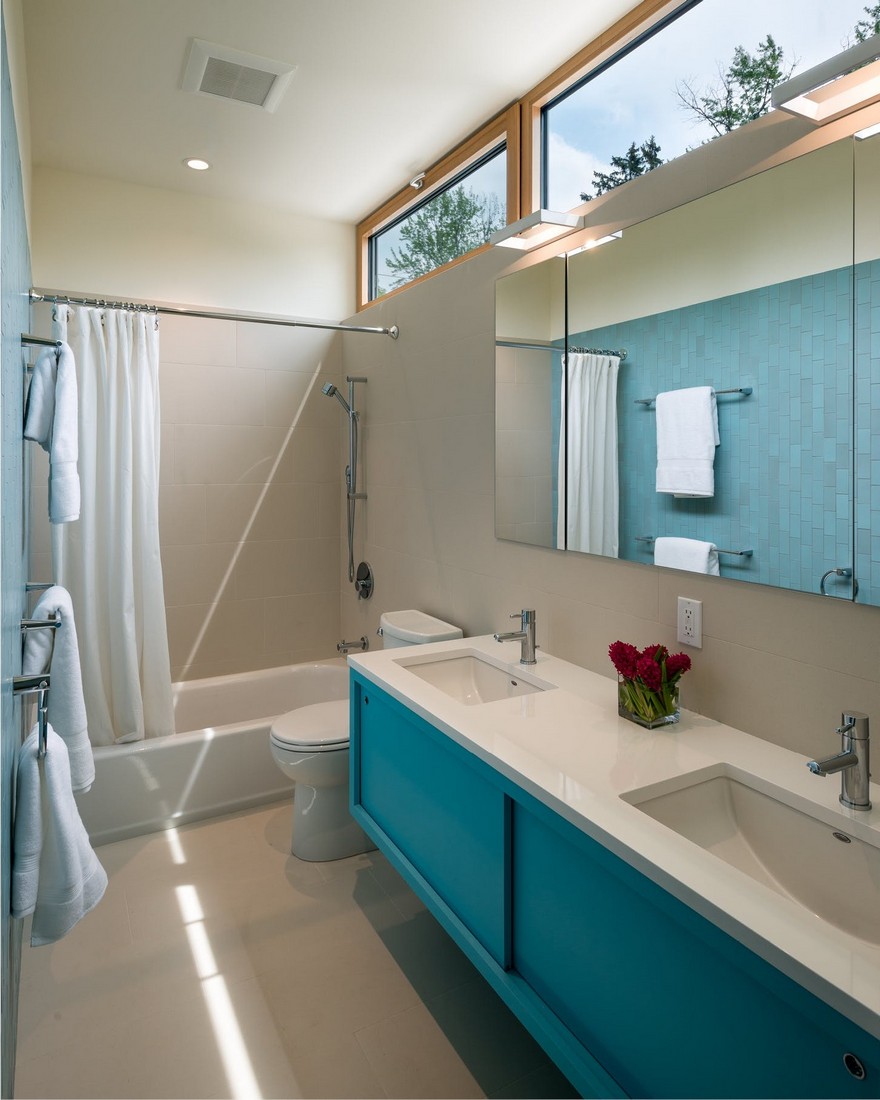 Contemporary Box-Shaped Extension for a Bungalow Home in Maryland-20