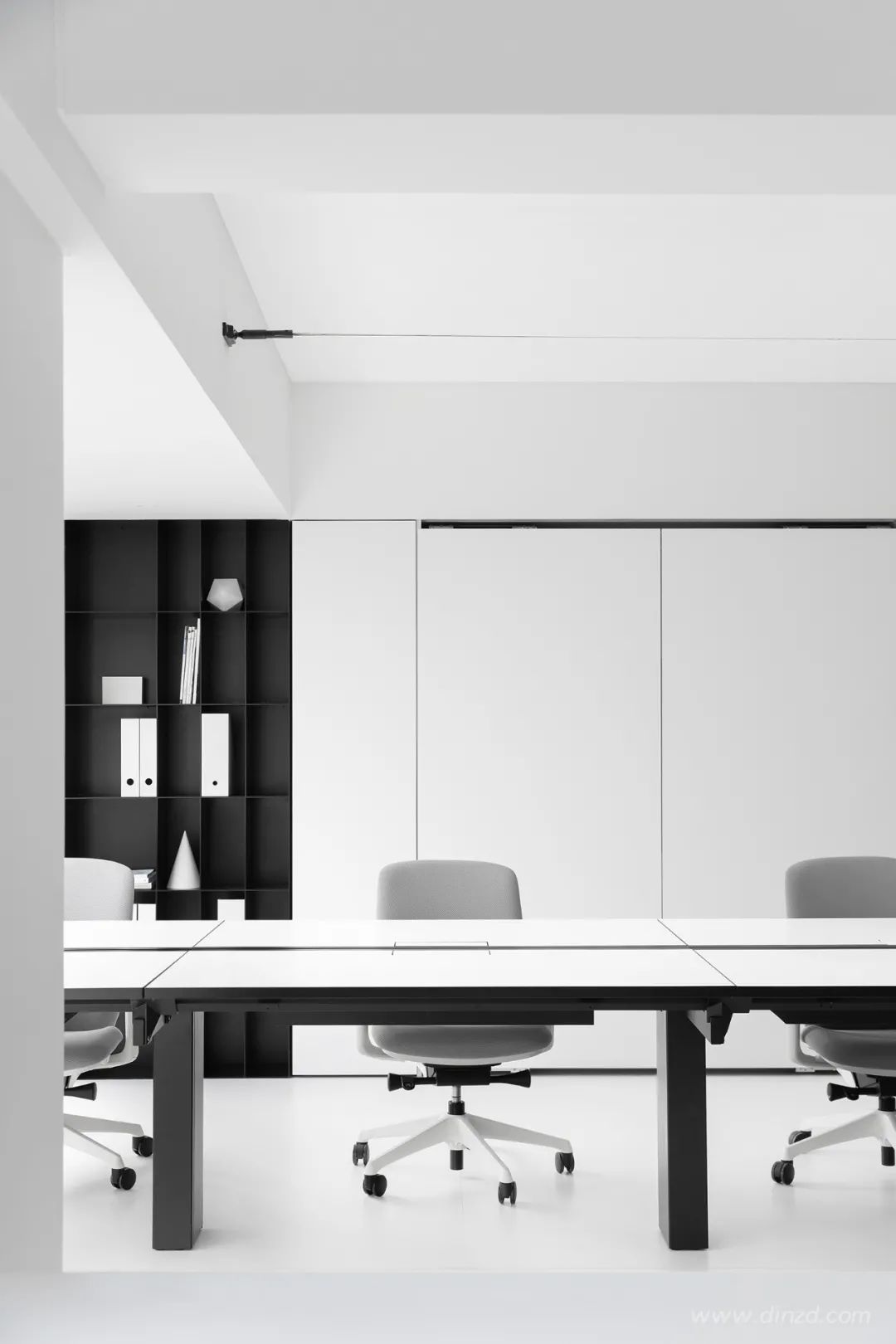 极简之境 · 探索现代办公空间的艺术与生活丨中国杭州丨喜叻设计-92