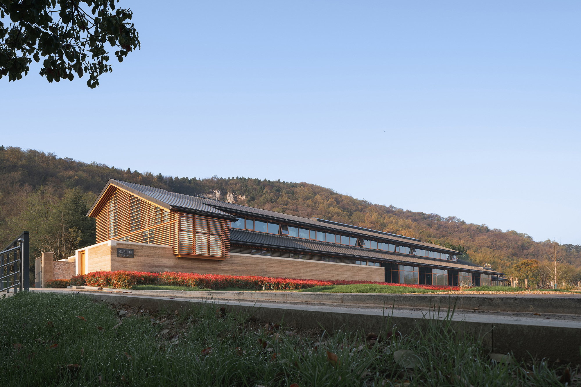 唐山猿人洞景区附属设施丨中国南京丨AESEU建筑科技与艺术工作室-15