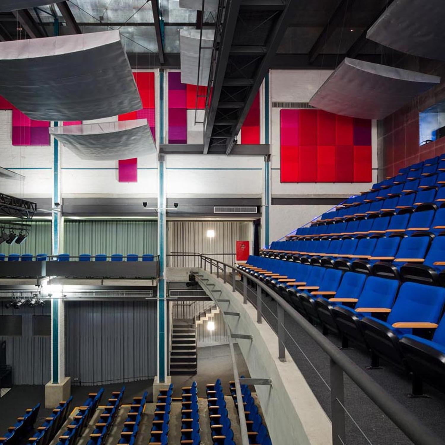 巴西 Central Engenho 剧院-4