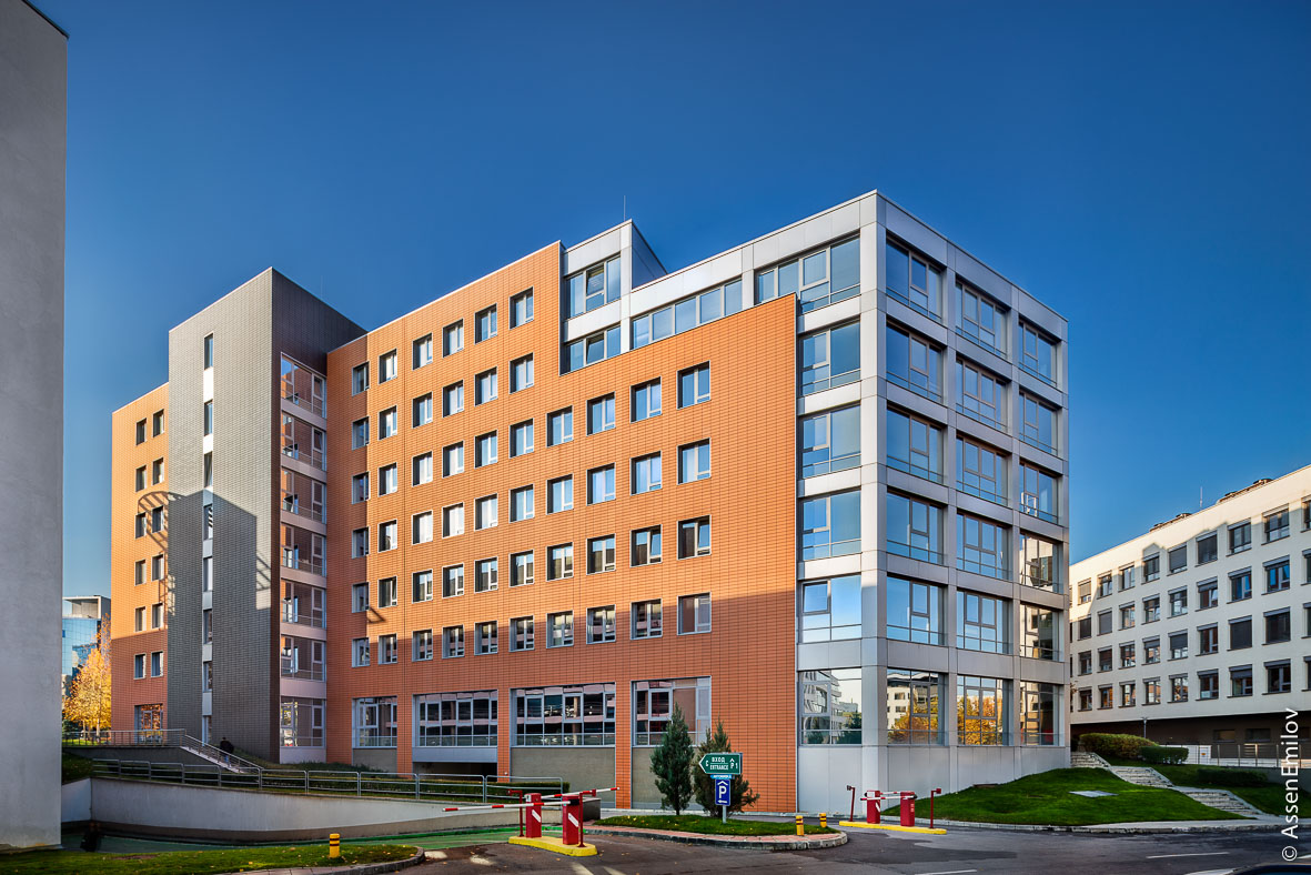 索菲亚商务园 5 号楼-12