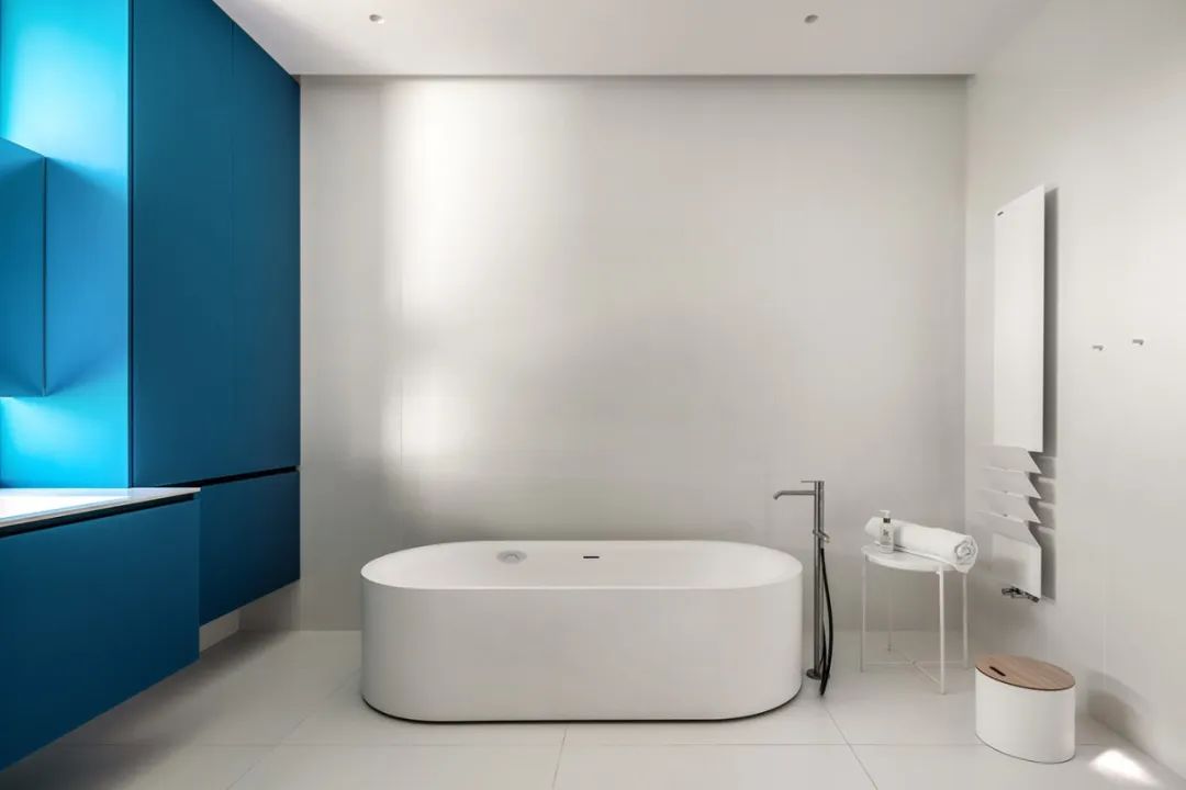 725㎡极简主义别墅,自然之美与生活品质的完美融合-50