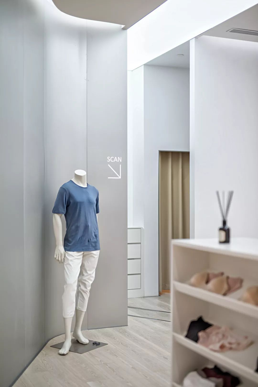 上海两家内外“NEIWAI”内衣旗舰店 l NAN Architects-24