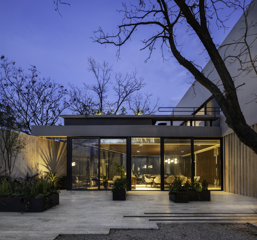 墨西哥 Gabriela Carrillo Valdez 别墅设计 | 自然与居住的融合-11