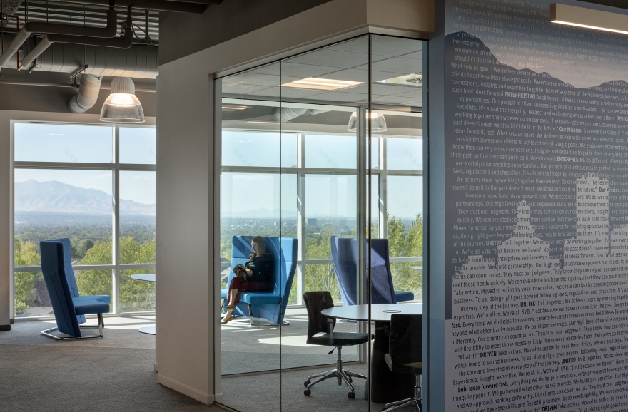 杨木山庄硅谷银行办公室设计丨美国犹他丨FENNIE+MEHL Architects-18