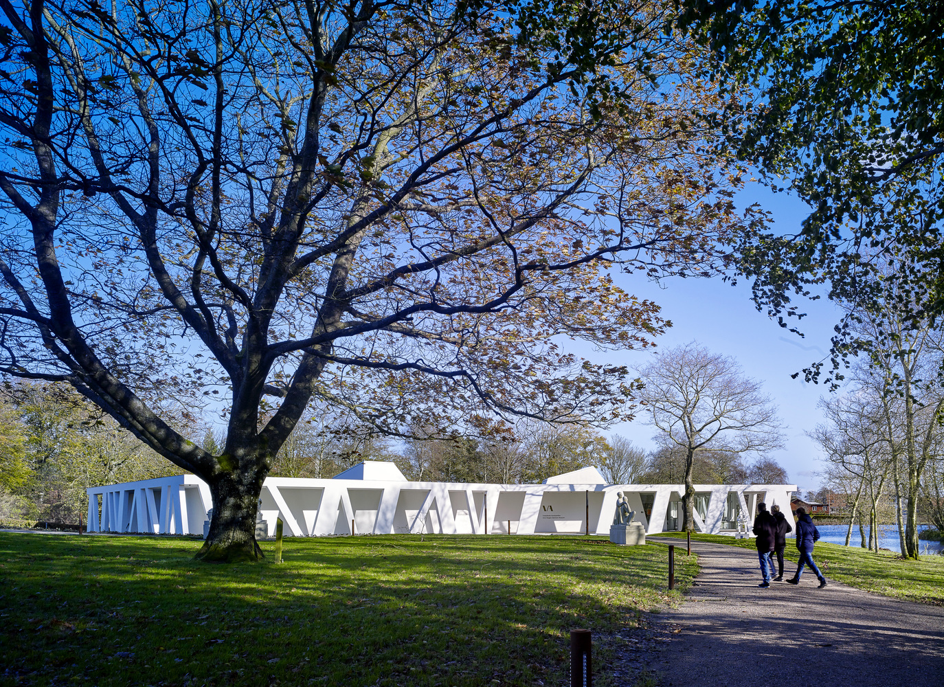 丹麦漂浮艺术博物馆·汉宁·拉森的湖畔杰作-55