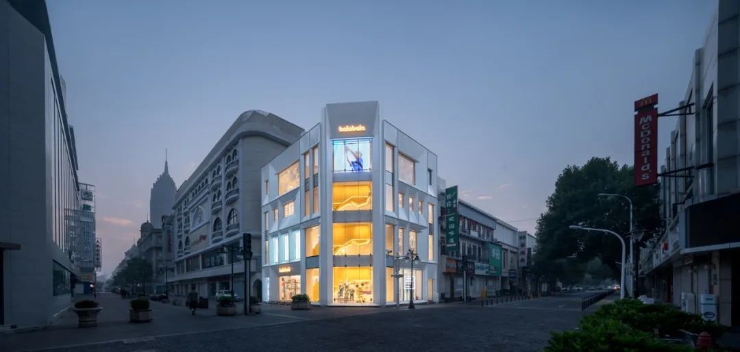 天津滨江道 Balabala 旗舰空间改造 | 点亮社区新生命-2