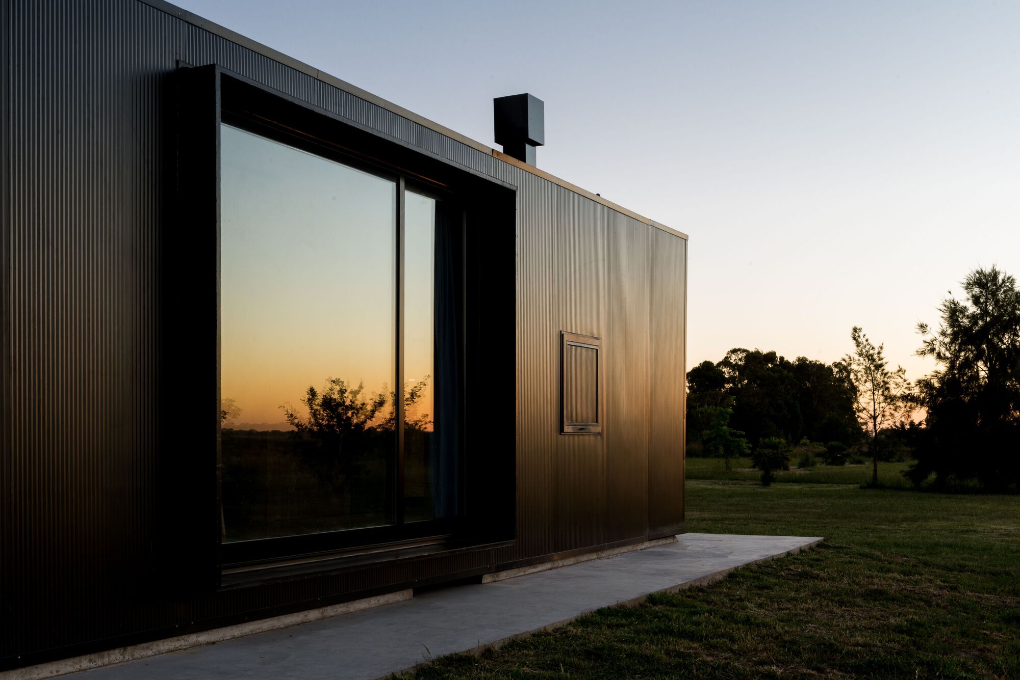 避难所丨阿根廷拉普拉塔丨BILBAO | LOPEZ-18