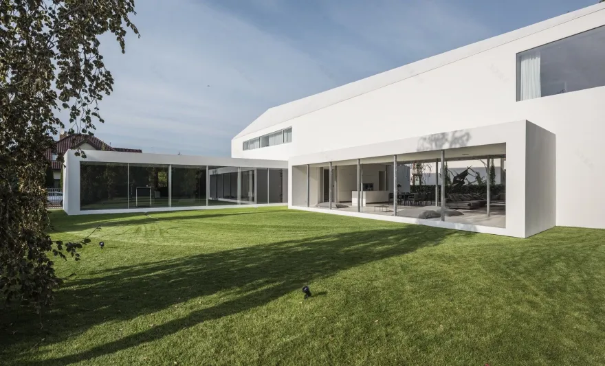 阳光追踪的移动住宅·波兰华沙“四象限之家”-39