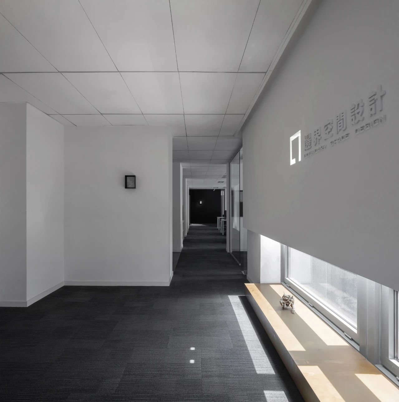 边界空间设计 × 边界办公空间 | “无用”的黑亭-10