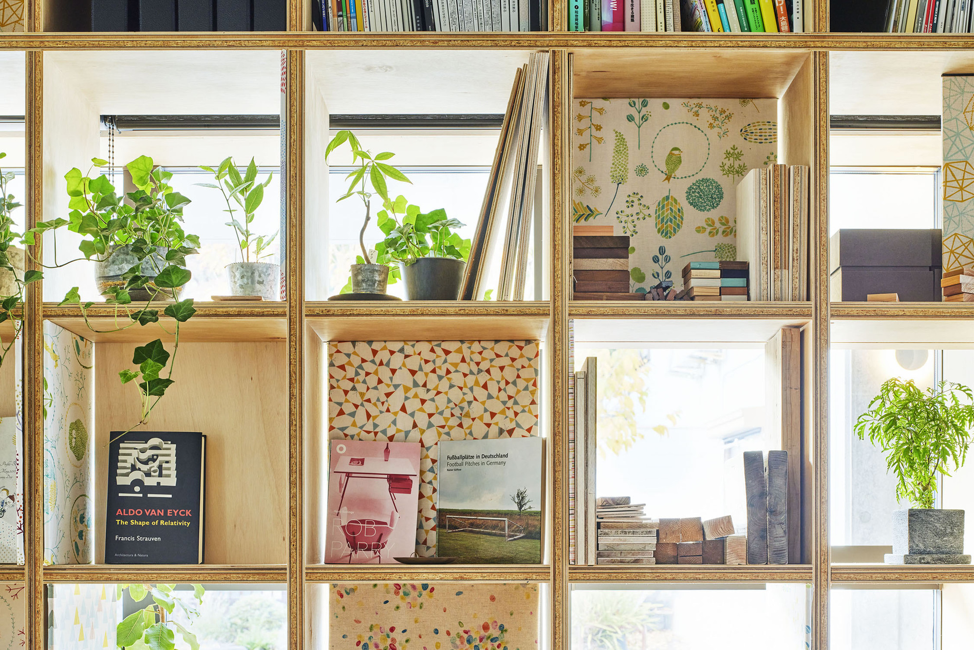 带有怀旧格栅的房子丨日本丨Yasutaka Nakanishi-18