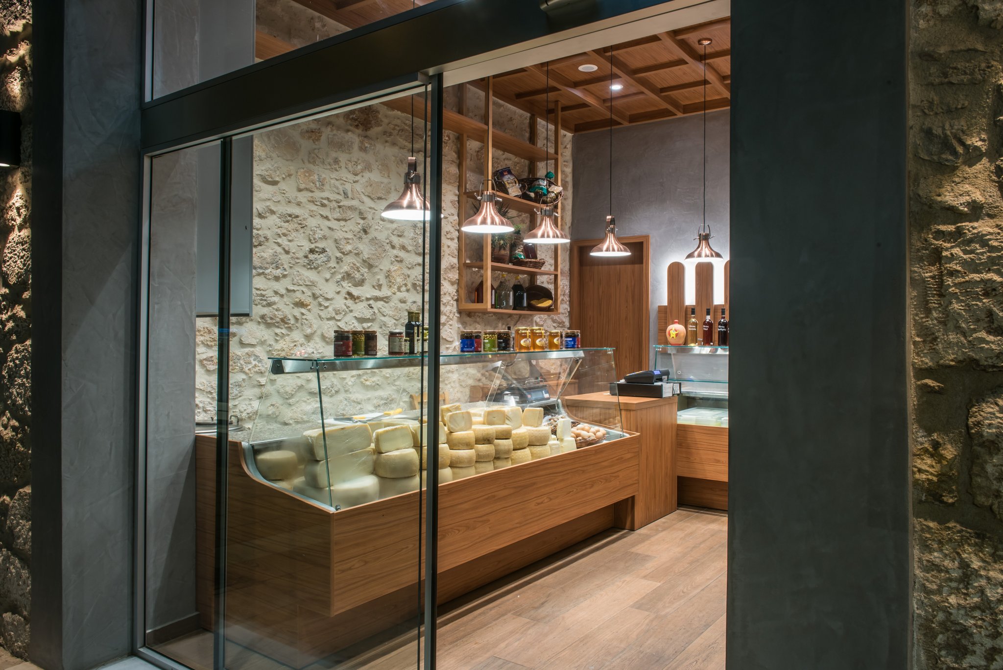 LAZONIKOS CHEESE SHOP 奶酪店设计丨希腊-6