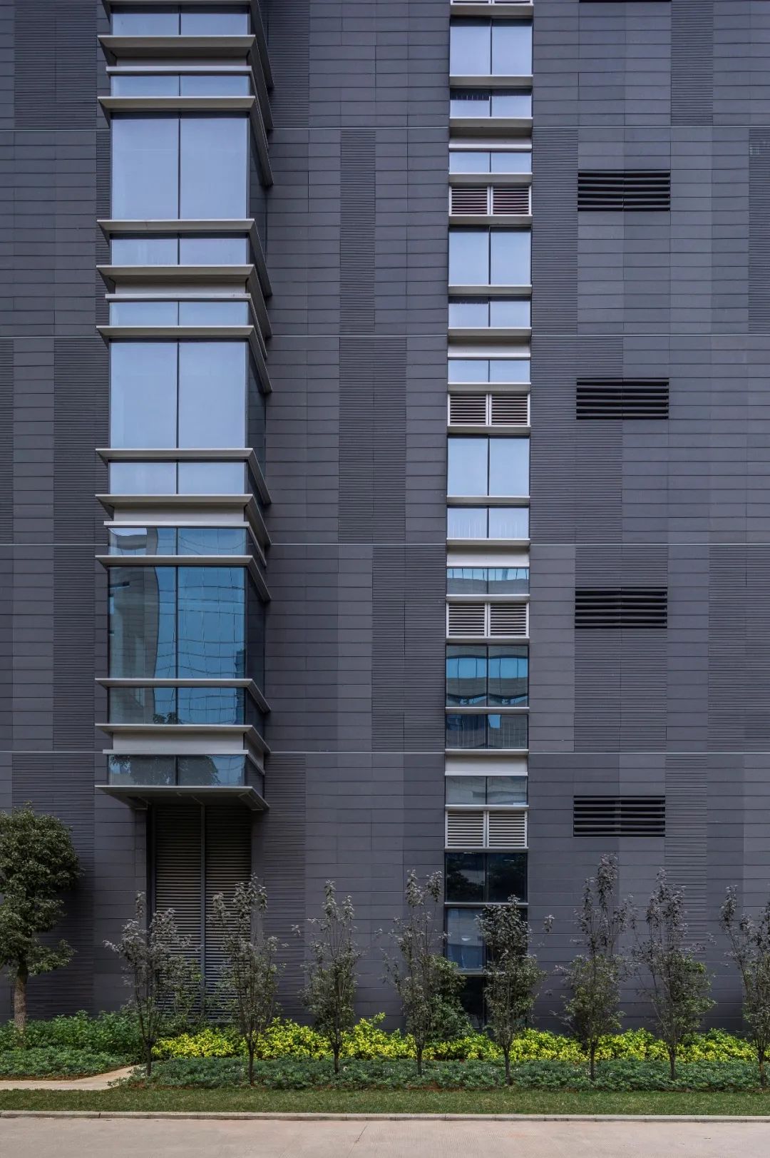 普联光明科技园 | 超大体量与细腻设计的完美结合-56