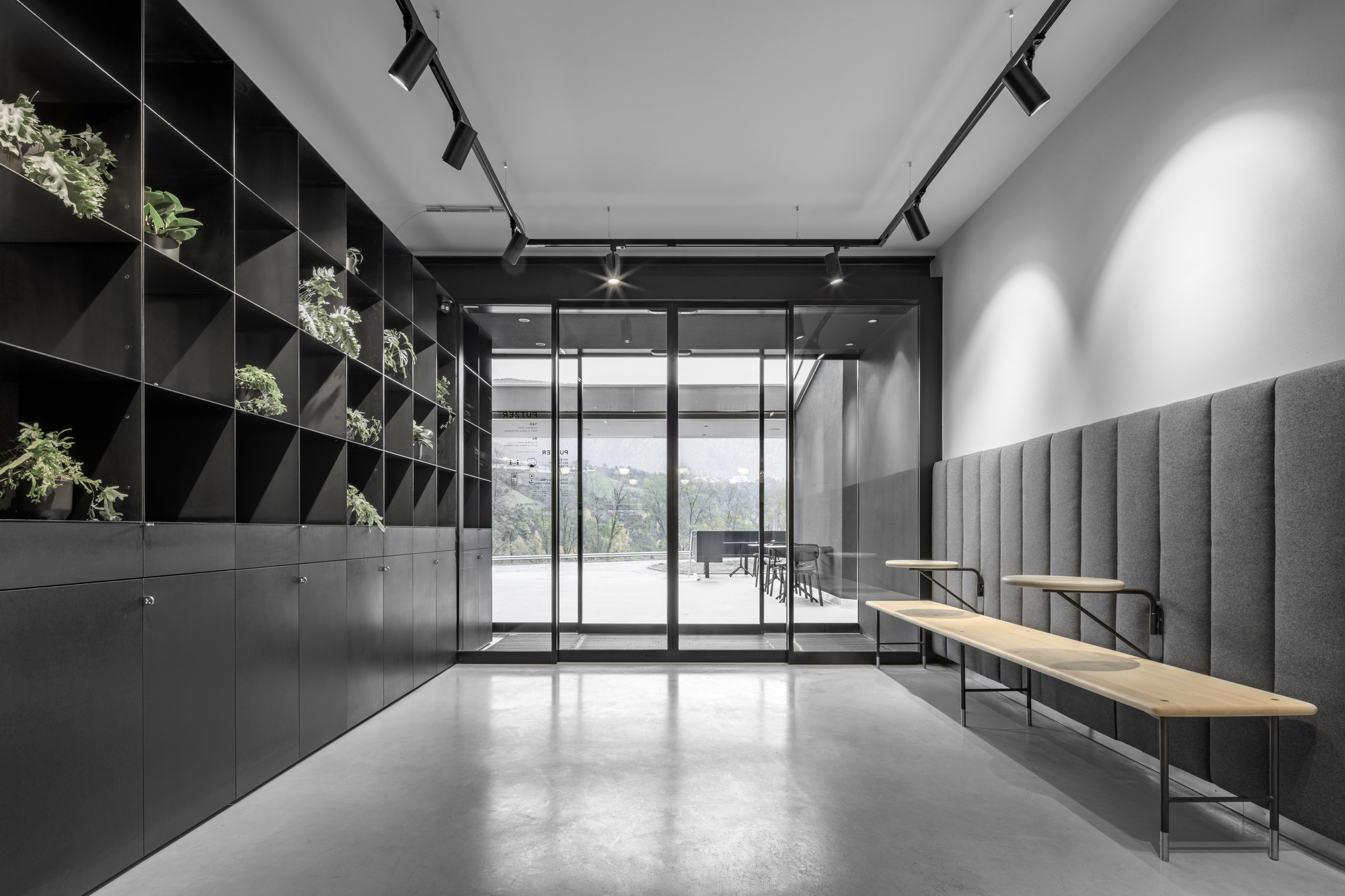 Putzer Restaurant & Hotel Renovation / Markus Hinteregger + Elias Lahner-27