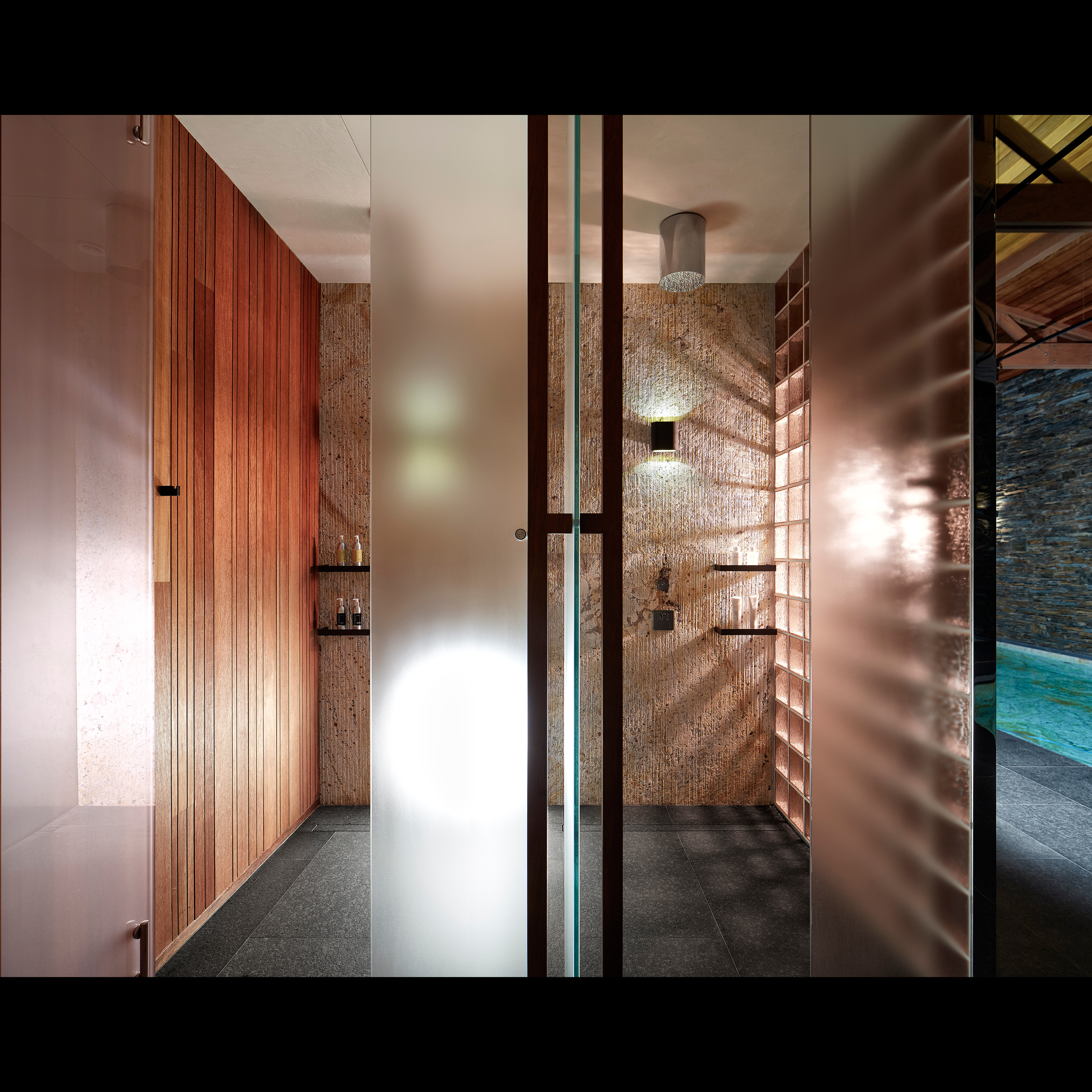 融入自然的"家河"别墅-12