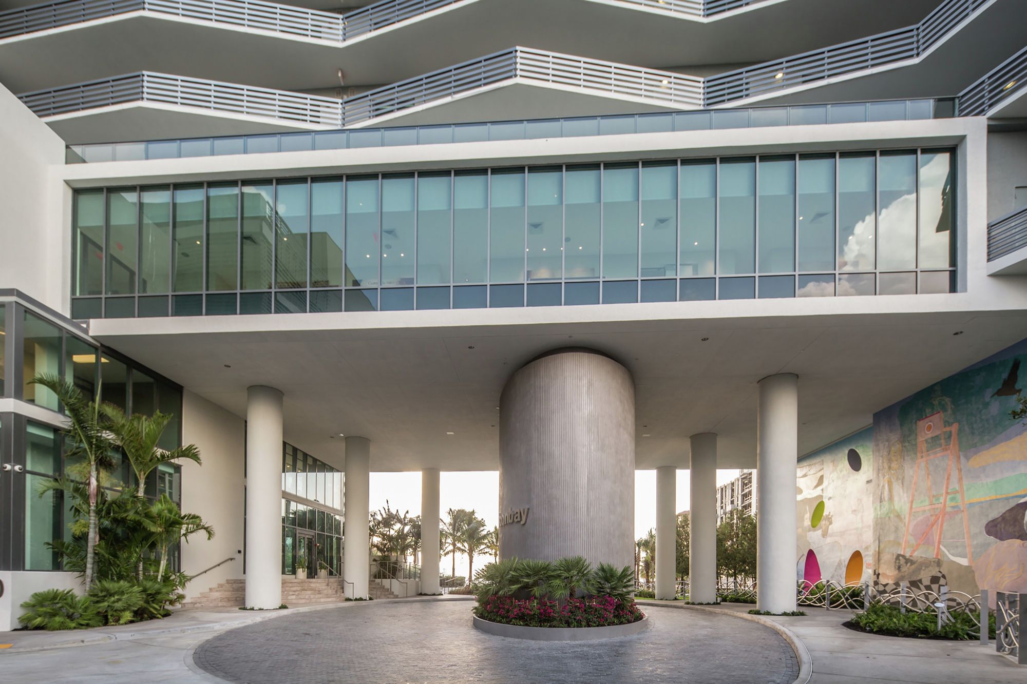 Miami 地标 Icon Bay | 空中花园与城市景观的完美融合-9