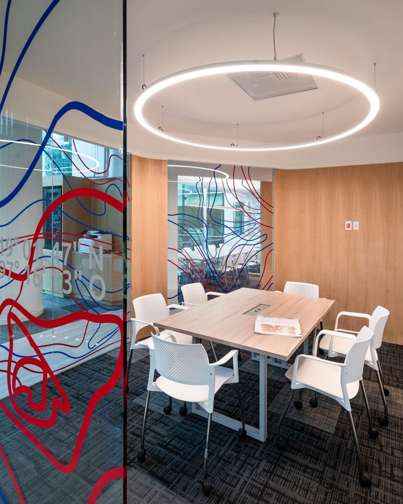 墨西哥办公室设计 | 开放空间促进合作-27