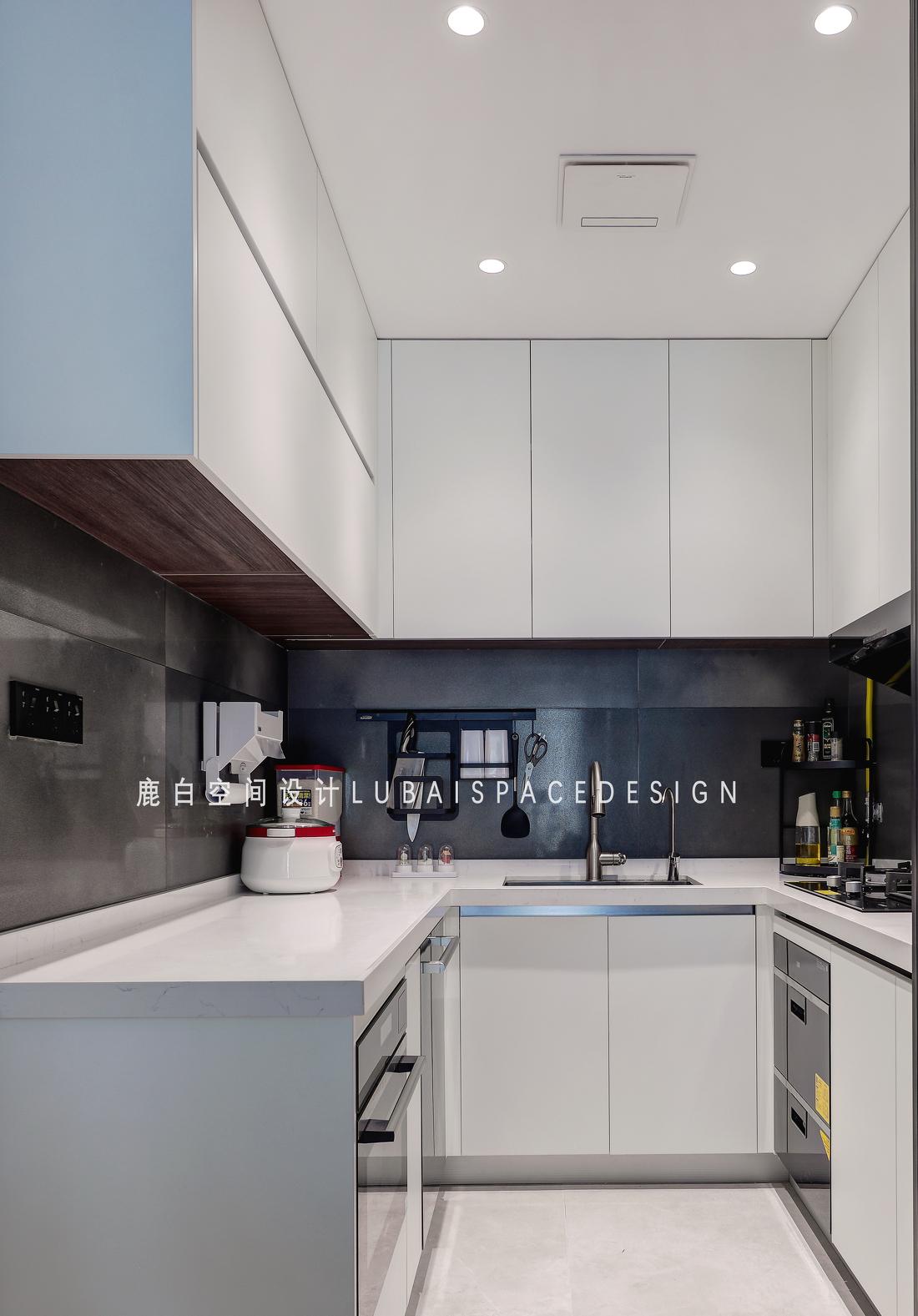 黑白灰极简系住宅-25