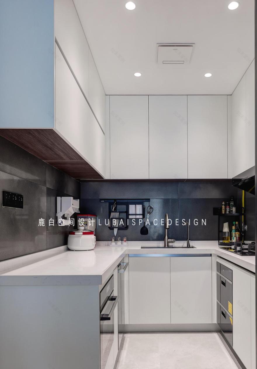 黑白灰极简系住宅-25