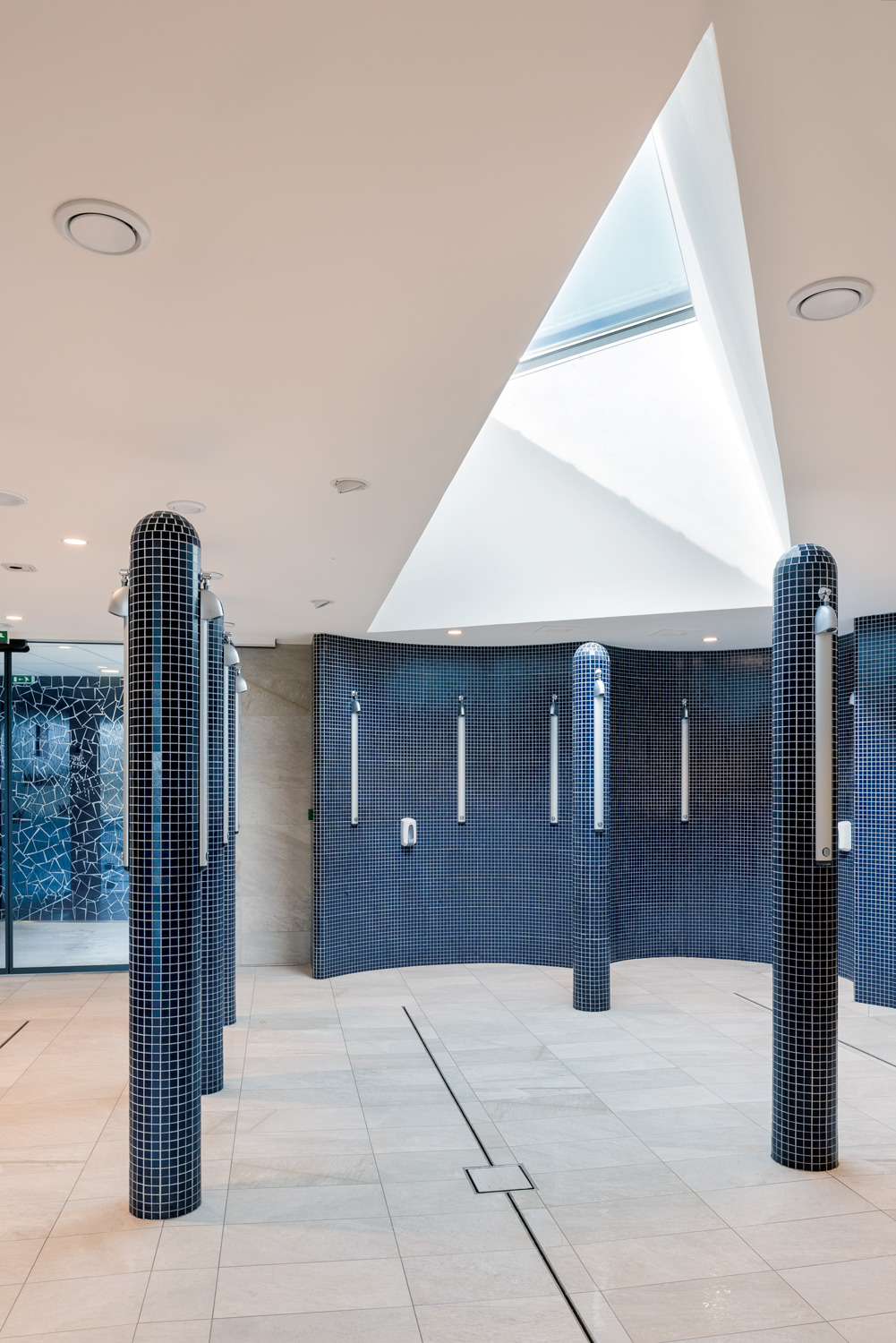 体育馆丨MultiplexeAquatique-59