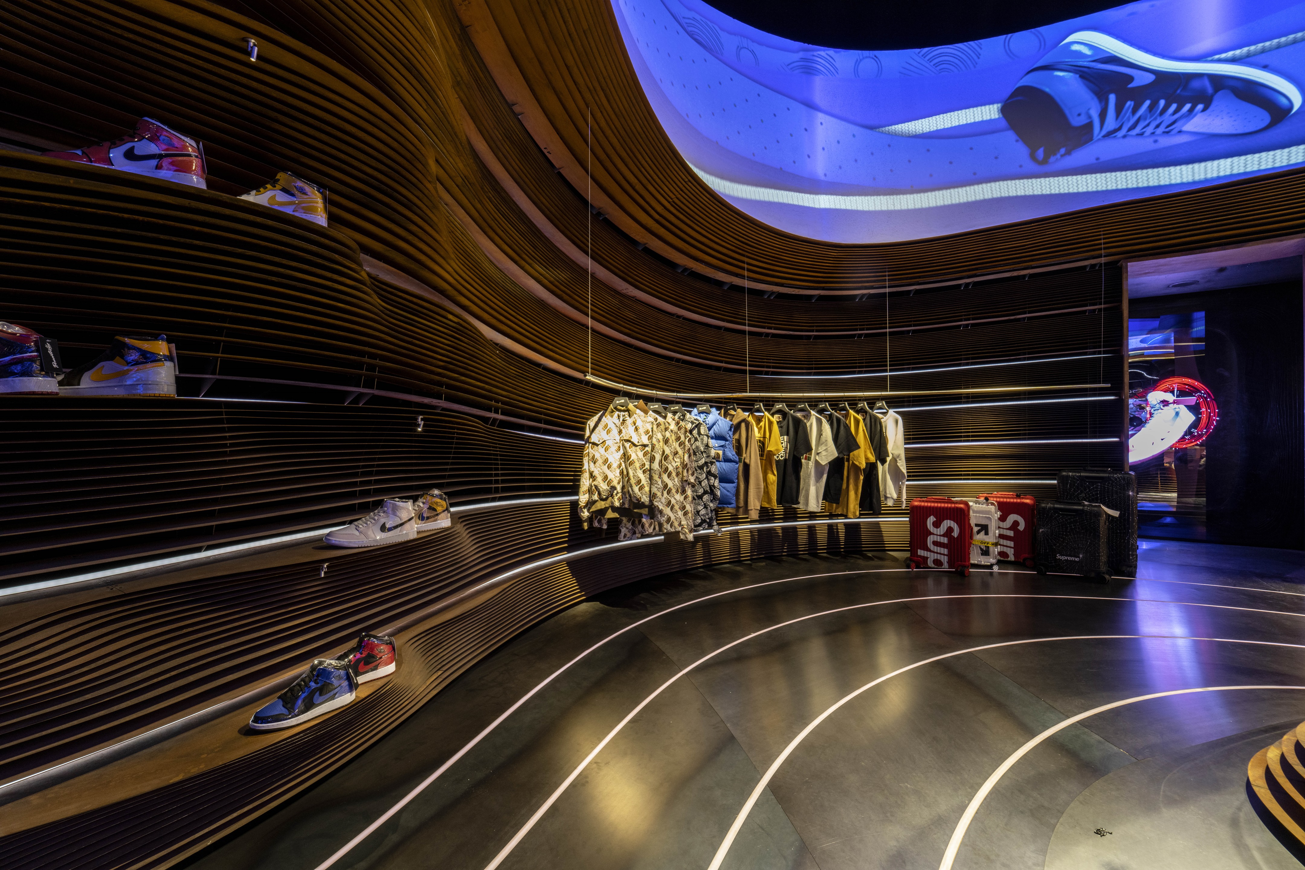 PresentedBy 鞋店丨卡塔尔多哈丨External Reference-38