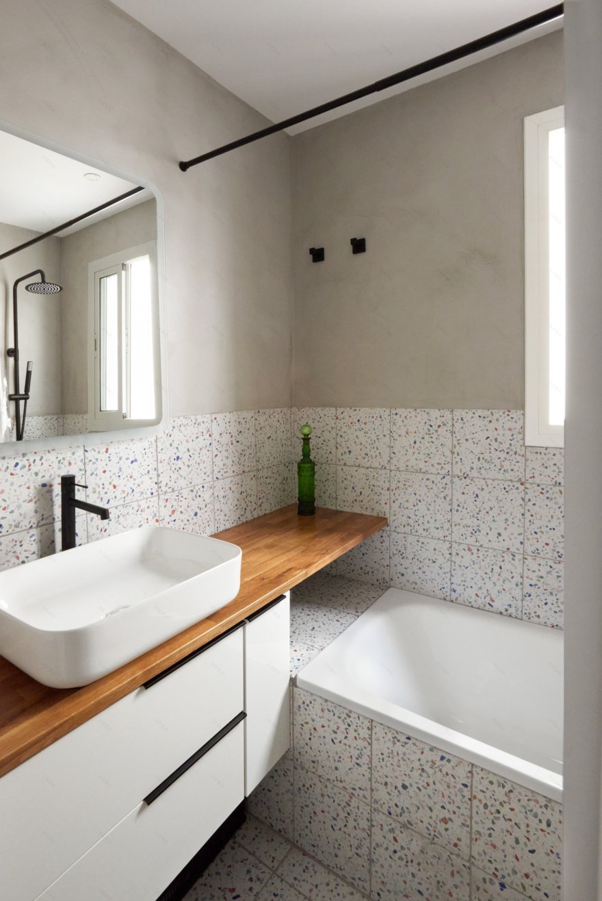 色彩鲜明的现代改造 · 巴西黄房子-16