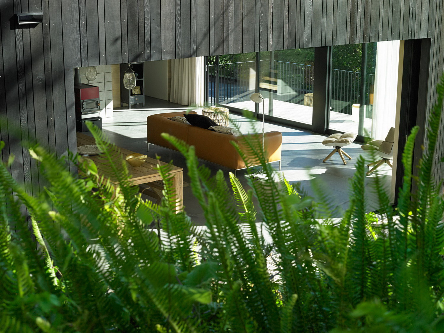 新西兰森林中的木制住宅-25