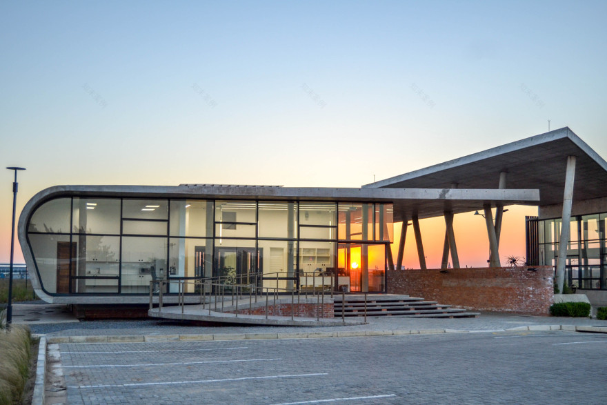 RBIDZ Entrance Gate Jeremy Steere Architect-34