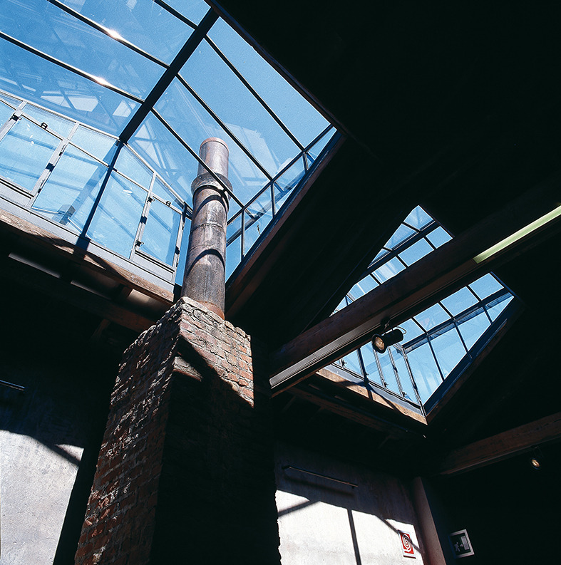 米兰百年工厂复兴,打造多功能活动空间-35