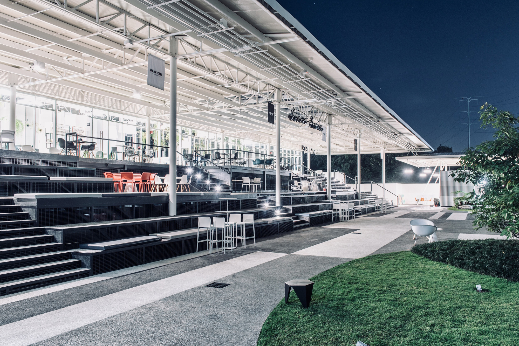 Azteca Pavilion Dining Room + Market / a|911-22