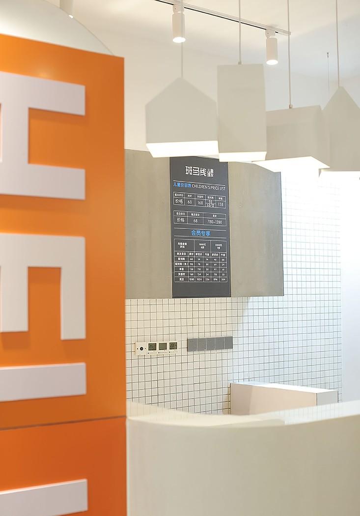 斑马线儿童理发品牌终端空间设计-23