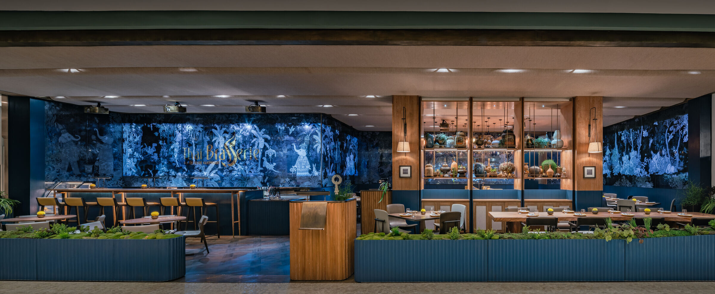 泰国 Blue Elephant 餐厅,展现品牌新概念的空间设计-29