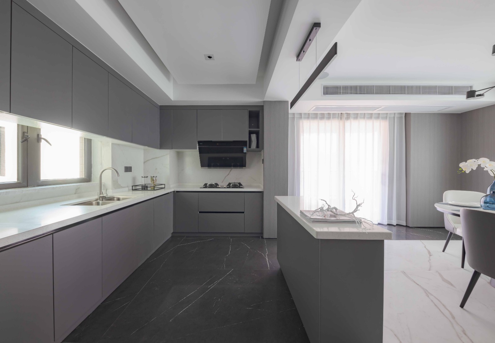 刘树煌设计总监的简约高级灰住宅设计-7